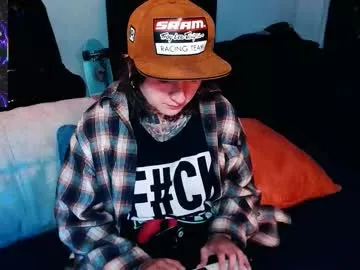 SkyLumen – webcam model profile photo Image 14