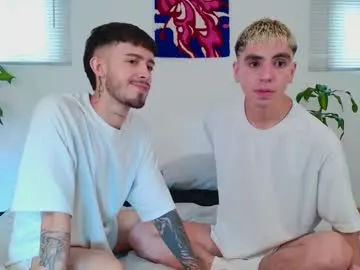 Amylewiss – webcam model profile photo Image 14