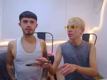 Amylewiss – webcam model profile photo Image 5