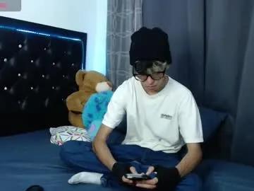 PaulaHills – webcam model profile photo Image 2