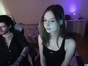 Alikams – webcam model profile photo Image 4