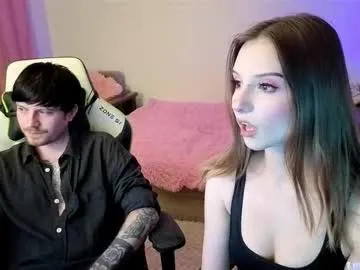 Alikams – webcam model profile photo Image 7