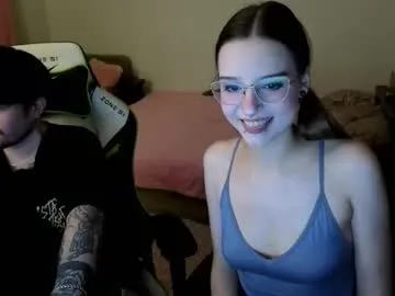 Alikams – webcam model profile photo Image 9