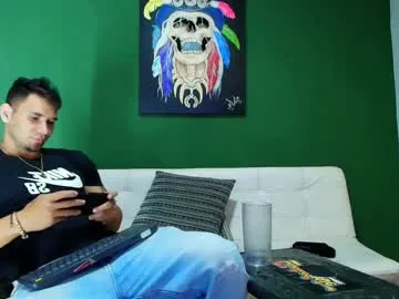 benjamin613999 – webcam model profile photo Image 4