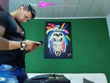 benjamin613999 – webcam model profile photo Image 9