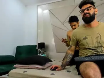 YaraDavis – webcam model profile photo Image 5