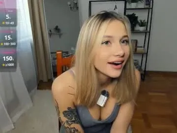 NatallieLynn – webcam model profile photo Image 9