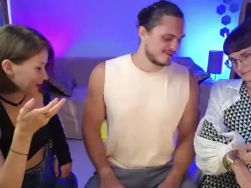 CassieGil – webcam model profile photo Image 16