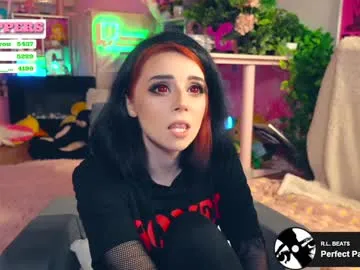 Miss_Pawi – webcam model profile photo Image 15