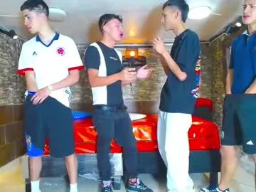 KaraNoir – webcam model profile photo Image 2