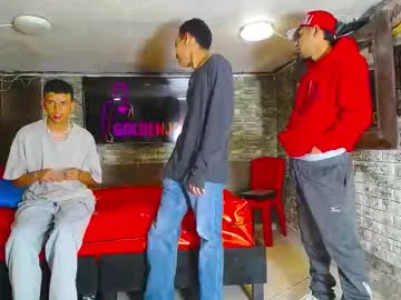 KaraNoir – webcam model profile photo Image 6