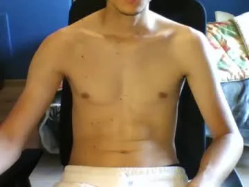 YaraDavis – webcam model profile photo Image 12