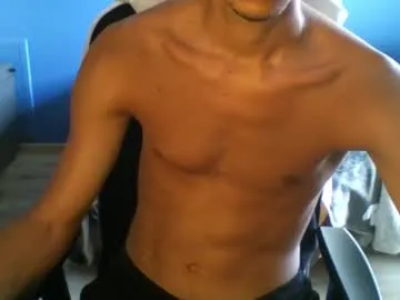 YaraDavis – webcam model profile photo Image 18