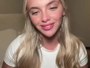 danafiore – webcam model profile photo Image 7