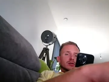 CameronnLane – webcam model profile photo Image 3