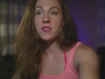 LillyPark – webcam model profile photo Image 10