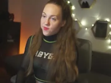 LillyPark – webcam model profile photo Image 19