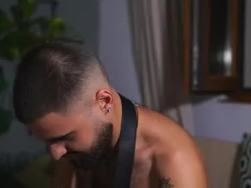 AmyBelmontt – webcam model profile photo Image 13