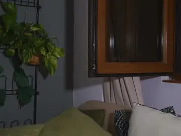 AmyBelmontt – webcam model profile photo Image 15