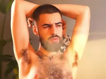 AmyBelmontt – webcam model profile photo Image 16