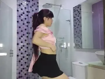 AmyBelmontt – webcam model profile photo Image 16