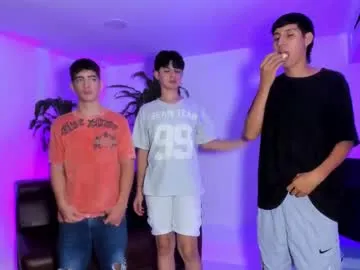 LauraFord – webcam model profile photo Image 4