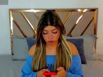 NikolleWilliams – webcam model profile photo Image 15