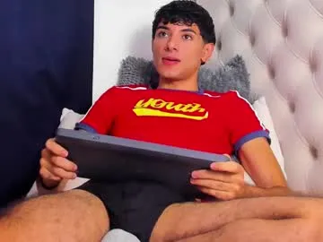 AmyBelmontt – webcam model profile photo Image 12