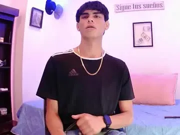 Akiravega – webcam model profile photo Image 14