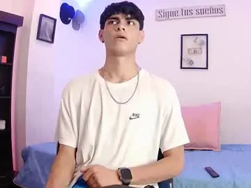 Akiravega – webcam model profile photo Image 8