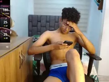 masters_sexx – webcam model profile photo Image 12