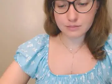 SkyLumen – webcam model profile photo Image 11