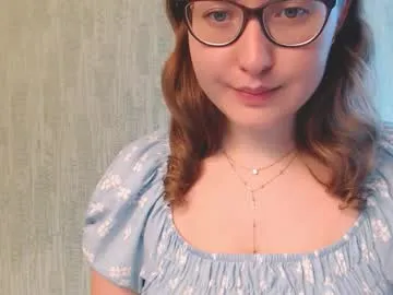 SkyLumen – webcam model profile photo Image 17