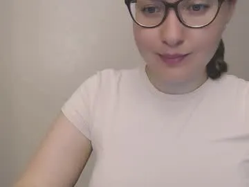 SkyLumen – webcam model profile photo Image 4