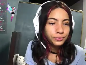 CassieGil – webcam model profile photo Image 4