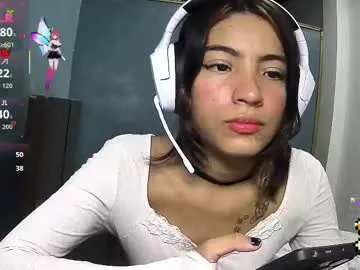 CassieGil – webcam model profile photo Image 9