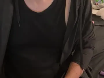 CassieGil – webcam model profile photo Image 4