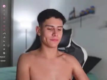 pizza_pa – webcam model profile photo Image 11