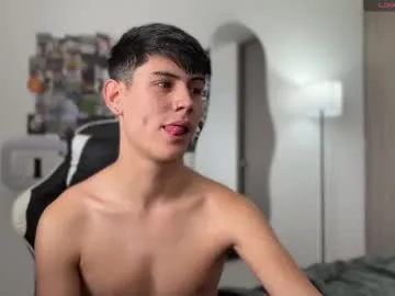 pizza_pa – webcam model profile photo Image 19