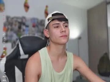 pizza_pa – webcam model profile photo Image 3