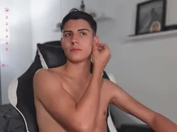 pizza_pa – webcam model profile photo Image 8