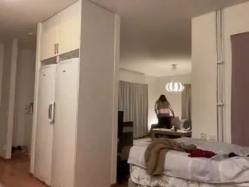 alexxa_ortiz – webcam model profile photo Image 8