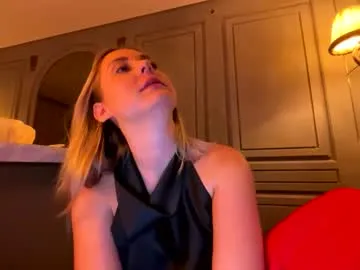 PaolaFalkon – webcam model profile photo Image 9