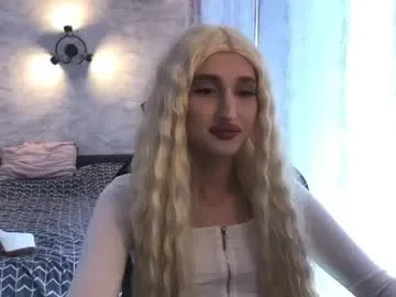 LiliSnow – webcam model profile photo Image 4