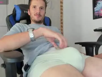 Donovan_Desmond – webcam model profile photo Image 16