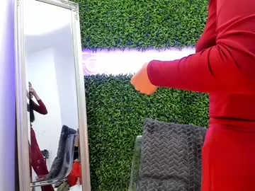 CheerryX – webcam model profile photo Image 10