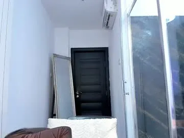 CheerryX – webcam model profile photo Image 19