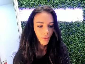 CheerryX – webcam model profile photo Image 4