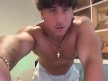 paronti – webcam model profile photo Image 8