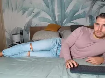 mikaelslow – webcam model profile photo Image 19